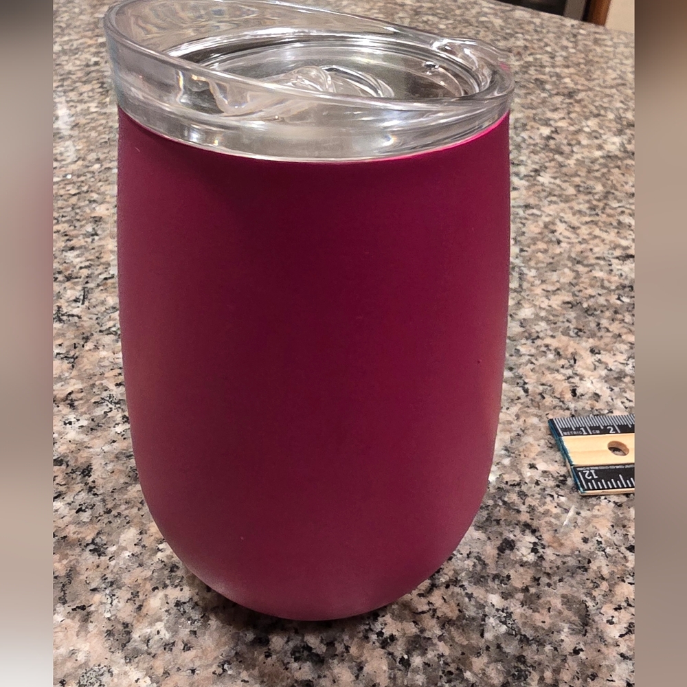 Chic Magenta Tumbler with Clear Lid